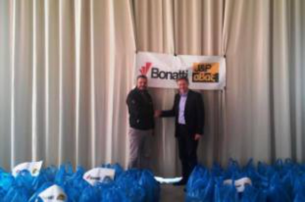 &Pi;&Alpha;&Sigma;&Chi;&Alpha;&Lambda;&Iota;&Nu;&Alpha; &Delta;&Epsilon;&Mu;&Alpha;&Tau;&Alpha; &Chi;&Omicron;&Rho;&Eta;&Gamma;&Iota;&Alpha; &Tau;&Eta;&Sigma; &laquo;Bonatti J&amp;P Ά&beta;&alpha;&xi;&raquo; &Sigma;&Tau;&Omicron; &Kappa;&Omicron;&Iota;&Nu;&Omega;&Nu;&Iota;&Kappa;&Omicron; &Pi;&Alpha;&Nu;&Tau;&Omicron;&Pi;&Omega;&Lambda;&Epsilon;&Iota;&Omicron; &Tau;&Omicron;&Upsilon; &Delta;&Eta;&Mu;&Omicron;&Upsilon; &Lambda;&Alpha;&Gamma;&Kappa;&Alpha;&Delta;&Alpha;