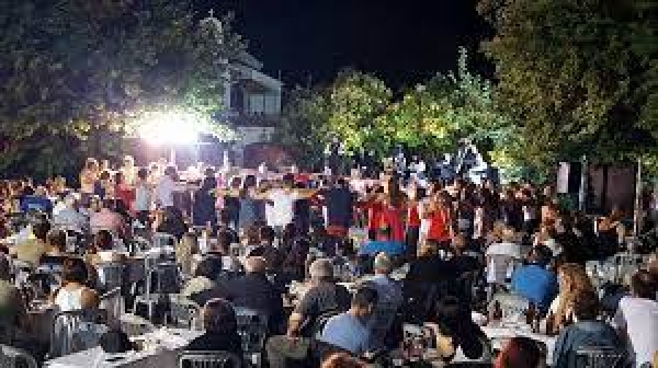 &Pi;&lambda;&omicron;ύ&sigma;&iota;&omicron; &sigma;&epsilon;  &epsilon;&kappa;&delta;&eta;&lambda;ώ&sigma;&epsilon;&iota;&sigmaf; &kappa;&alpha;&iota; &pi;&omicron;&lambda;&iota;&tau;&iota;&sigma;&tau;&iota;&kappa;ά &delta;&rho;ώ&mu;&epsilon;&nu;&alpha; &tau;&omicron; &epsilon;&pi;ό&mu;&epsilon;&nu;&omicron; 10ή&mu;&epsilon;&rho;&omicron; &sigma;&tau;&eta;&nu; &epsilon;&upsilon;&rho;ύ&tau;&epsilon;&rho;&eta; &pi;&epsilon;&rho;&iota;&omicron;&chi;ή &tau;&omicron;&upsilon; &Lambda;&alpha;&gamma;&kappa;&alpha;&delta;ά