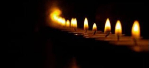 &Mu;&epsilon; &delta;&iota;&alpha;&phi;&omicron;&rho;ά &lambda;ί&gamma;&omega;&nu; &epsilon;&beta;&delta;&omicron;&mu;ά&delta;&omega;&nu; &kappa;&alpha;&tau;έ&lambda;&eta;&xi;&alpha;&nu; &omicron; &mu;&iota;&kappa;&rho;ό&sigmaf; &Gamma;&iota;ώ&rho;&gamma;&omicron;&sigmaf; &kappa;&alpha;&iota; &omicron; &mu;&pi;&alpha;&mu;&pi;ά&sigmaf; &tau;&omicron;&upsilon;