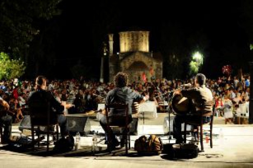 &Epsilon;&Kappa;&Delta;&Eta;&Lambda;&Omega;&Sigma;&Epsilon;&Iota;&Sigma; &Kappa;&Alpha;&Iota; &Lambda;&Alpha;Ϊ&Kappa;&Alpha; &Gamma;&Lambda;&Epsilon;&Nu;&Tau;&Iota;&Alpha; &Sigma;&Tau;&Omicron; &Delta;&Eta;&Mu;&Omicron; &Lambda;&Alpha;&Gamma;&Kappa;&Alpha;&Delta;&Alpha;