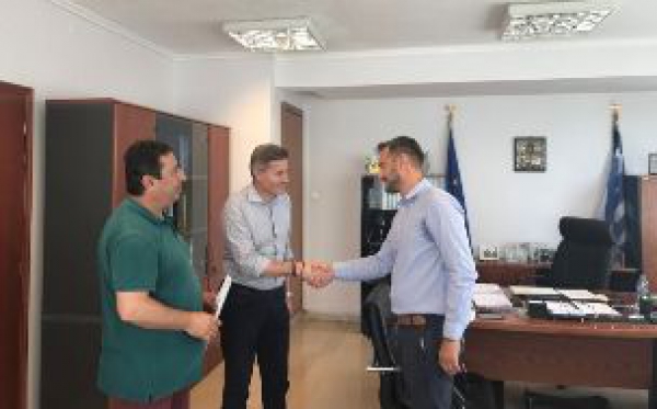 &Delta;&Omega;&Rho;&Epsilon;&Alpha; 2500 &Kappa;&Alpha;&Delta;&Omega;&Nu; &Alpha;&Pi;&Omicron; &Tau;&Omicron;&Nu; &Tau;&Alpha;&Rho; &Sigma;&Tau;&Omicron;&Upsilon;&Sigma; &Delta;&Eta;&Mu;&Omicron;&Upsilon;&Sigma; &Lambda;&Alpha;&Gamma;&Kappa;&Alpha;&Delta;&Alpha; &Eta;&Rho;&Alpha;&Kappa;&Lambda;&Epsilon;&Iota;&Alpha;&Sigma; &Kappa;&Alpha;&Iota; &Omega;&Rho;&Alpha;&Iota;&Omicron;&Kappa;&Alpha;&Sigma;&Tau;&Rho;&Omicron;&Upsilon;