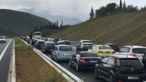 &Tau;&Rho;&Omicron;&Chi;&Alpha;&Iota;&Omicron; &Alpha;&Tau;&Upsilon;&Chi;&Eta;&Mu;&Alpha; &Mu;&Epsilon; &Beta;&Upsilon;&Tau;&Iota;&Omicron;&Phi;&Omicron;&Rho;&Omicron; &Sigma;&Tau;&Omicron;&Nu; &Kappa;&Omicron;&Mu;&Beta;&Omicron; &Lambda;&Alpha;&Gamma;&Upsilon;&Nu;&Omega;&Nu;
