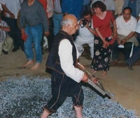 &Alpha;&Nu;&Alpha;&Sigma;&Tau;&Epsilon;&Nu;&Alpha;&Rho;&Iota;&Alpha; &Lambda;&Alpha;&Gamma;&Kappa;&Alpha;&Delta;&Alpha;&Sigma;