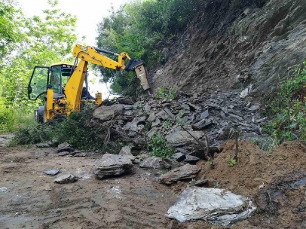 &Sigma;&upsilon;&nu;&epsilon;&chi;ί&zeta;&omicron;&nu;&tau;&alpha;&iota; &omicron;&iota; &pi;&alpha;&rho;&epsilon;&mu;&beta;ά&sigma;&epsilon;&iota;&sigmaf; &sigma;&upsilon;&nu;&tau;ή&rho;&eta;&sigma;&eta;&sigmaf; &alpha;&gamma;&rho;&omicron;&tau;&iota;&kappa;ώ&nu; &omicron;&delta;ώ&nu; &sigma;&tau;&omicron;&nu; &Delta;ή&mu;&omicron; &Lambda;&alpha;&gamma;&kappa;&alpha;&delta;ά