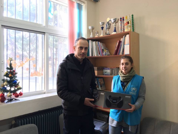 &Delta;ύ&omicron; cd players &delta;ώ&rho;&eta;&sigma;&epsilon; &eta; Ύ&pi;&alpha;&tau;&eta; &Alpha;&rho;&mu;&omicron;&sigma;&tau;ί&alpha; &sigma;&tau;&omicron; &Delta;&eta;&mu;&omicron;&tau;&iota;&kappa;ό &Sigma;&chi;&omicron;&lambda;&epsilon;ί&omicron; &Lambda;&alpha;&gamma;&kappa;&alpha;&delta;&iota;&kappa;ί&omega;&nu;