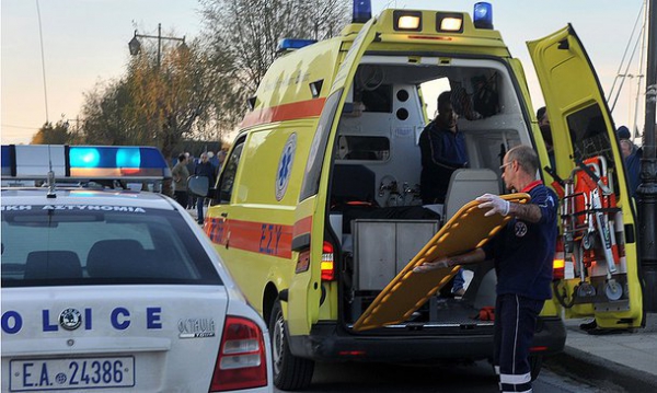 &Delta;ύ&omicron; &nu;&epsilon;&kappa;&rho;&omicron;ί &kappa;&alpha;&iota; έ&nu;&alpha;&sigmaf; &sigma;&omicron;&beta;&alpha;&rho;ά &tau;&rho;&alpha;&upsilon;&mu;&alpha;&tau;ί&alpha;&sigmaf; &sigma;&epsilon; &tau;&rho;&omicron;&chi;&alpha;ί&omicron; &sigma;&tau;&omicron; ύ&psi;&omicron;&sigmaf; &tau;&eta;&sigmaf; &Nu;έ&alpha;&sigmaf; &Alpha;&pi;&omicron;&lambda;&lambda;&omega;&nu;ί&alpha;&sigmaf;