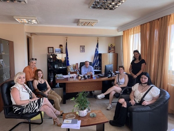 &Mu;&alpha;&theta;&eta;&tau;έ&sigmaf; &tau;&omicron;&upsilon; &Epsilon;&Pi;&Alpha;&Lambda; &pi;&alpha;&rho;&omicron;&upsilon;&sigma;ί&alpha;&sigma;&alpha;&nu; &tau;&eta;&nu; &pi;&rho;ό&tau;&alpha;&sigma;ή &tau;&omicron;&upsilon;&sigmaf; &sigma;&tau;&omicron;&nu; &Delta;ή&mu;&alpha;&rho;&chi;&omicron; &Iota;&omega;ά&nu;&nu;&eta; &Tau;&alpha;&chi;&mu;&alpha;&tau;&zeta;ί&delta;&eta; &gamma;&iota;&alpha; &tau;&eta;&nu; &alpha;&nu;ά&pi;&lambda;&alpha;&sigma;&eta; &tau;&eta;&sigmaf; &kappa;&epsilon;&nu;&tau;&rho;&iota;&kappa;ή&sigmaf; &pi;&lambda;&alpha;&tau;&epsilon;ί&alpha;&sigmaf; &Lambda;&alpha;&gamma;&kappa;&alpha;&delta;ά