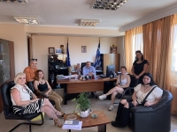 &Mu;&alpha;&theta;&eta;&tau;έ&sigmaf; &tau;&omicron;&upsilon; &Epsilon;&Pi;&Alpha;&Lambda; &pi;&alpha;&rho;&omicron;&upsilon;&sigma;ί&alpha;&sigma;&alpha;&nu; &tau;&eta;&nu; &pi;&rho;ό&tau;&alpha;&sigma;ή &tau;&omicron;&upsilon;&sigmaf; &sigma;&tau;&omicron;&nu; &Delta;ή&mu;&alpha;&rho;&chi;&omicron; &Iota;&omega;ά&nu;&nu;&eta; &Tau;&alpha;&chi;&mu;&alpha;&tau;&zeta;ί&delta;&eta; &gamma;&iota;&alpha; &tau;&eta;&nu; &alpha;&nu;ά&pi;&lambda;&alpha;&sigma;&eta; &tau;&eta;&sigmaf; &kappa;&epsilon;&nu;&tau;&rho;&iota;&kappa;ή&sigmaf; &pi;&lambda;&alpha;&tau;&epsilon;ί&alpha;&sigmaf; &Lambda;&alpha;&gamma;&kappa;&alpha;&delta;ά