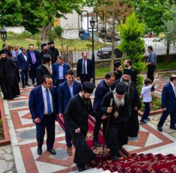 &Omicron; &Alpha;&Rho;&Chi;&Iota;&Epsilon;&Pi;&Iota;&Sigma;&Kappa;&Omicron;&Pi;&Omicron;&Sigma; &Alpha;&Theta;&Eta;&Nu;&Omega;&Nu; &Kappa;&Alpha;&Iota; &Pi;&Alpha;&Sigma;&Eta;&Sigma; &Epsilon;&Lambda;&Lambda;&Alpha;&Delta;&Omicron;&Sigma; &kappa;&kappa; &Iota;&Epsilon;&Rho;&Omega;&Nu;&Upsilon;&Mu;&Omicron;&Sigma; &Epsilon;&Pi;&Iota;&Sigma;&Kappa;&Epsilon;&Phi;&Theta;&Eta;&Kappa;&Epsilon; &Tau;&Omicron;&Nu; &Lambda;&Alpha;&Gamma;&Kappa;&Alpha;&Delta;&Alpha;