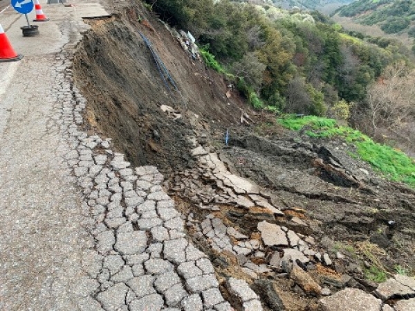 &Epsilon;&Kappa;&Tau;&Alpha;&Kappa;&Tau;&Eta; &Alpha;&Nu;&Alpha;&Gamma;&Kappa;&Eta; &Lambda;&Alpha;&Gamma;&Kappa;&Alpha;&Delta;&Alpha;&Sigma;