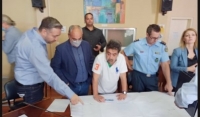 &kappa;&omicron;&mu;&phi;&omicron;ύ&zeta;&iota;&omicron; &Lambda;&eta;&tau;ή&sigmaf; 