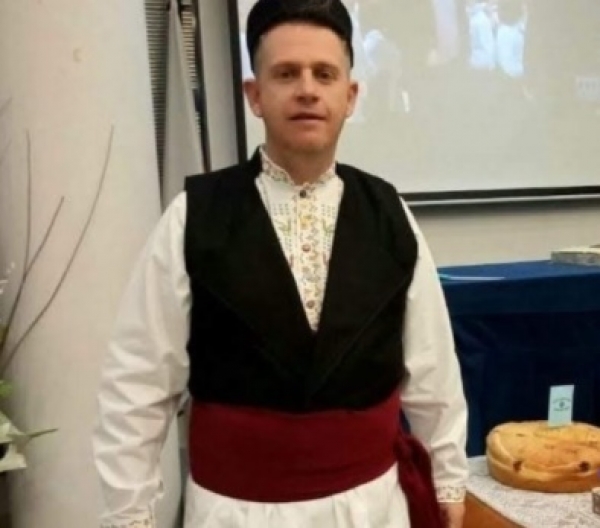 &Zeta;ή&sigma;&eta;&sigmaf; &Omicron;&iota;&kappa;&omicron;&nu;ό&mu;&omicron;&upsilon;