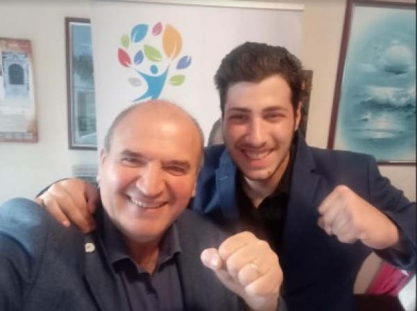 &Sigma;&tau;&alpha;&mu;ά&tau;&eta;&sigmaf; &Nu;&iota;&kappa;ό&lambda;&alpha;&omicron;&sigmaf;